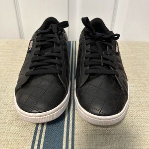 Puma Vikky Quilted Lace Up Womens Black Sneakers Size 9